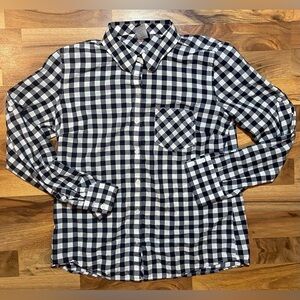 Patagonia Black & White Check Button-Up Long Sleeve Shirt Women’s Size medium